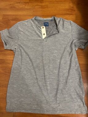 Casual Short-Sleeve Gray Striped Henley Shirt